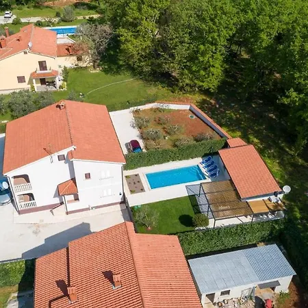 Villa Lakora
